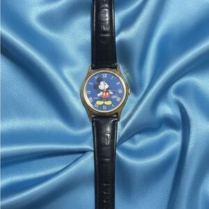 Vintage Lorus Mickey Mouse Watch | Blue Dial & Gold Tone New Battery